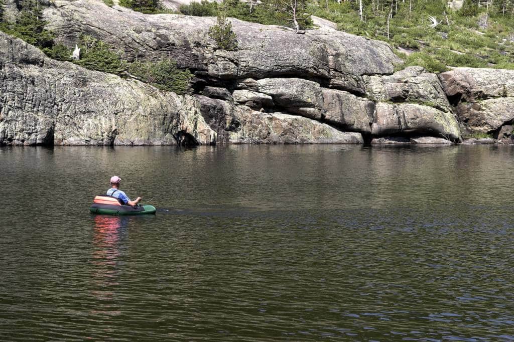 Float tube lac pêche matériel équipement électronique marine électricité navigation échosondeur nautique