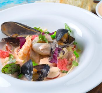 Comment accompagner une zarzuela aux fruits de mer ?