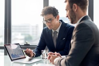 Ouvrir une entreprise en 2025 : comment s'y prendre facilement ?