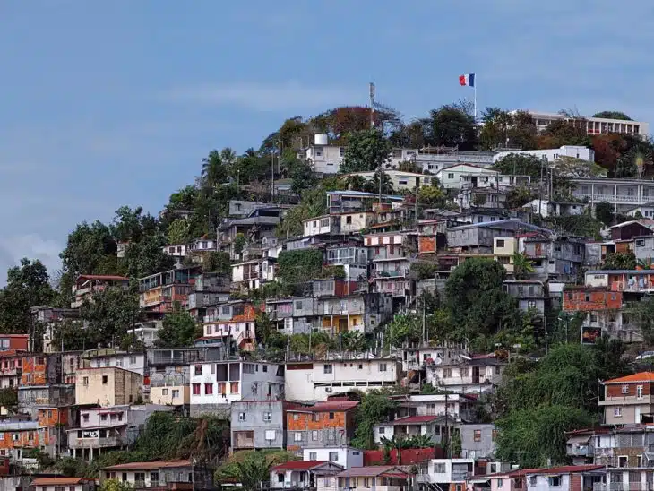 Pensez à la voiture de location lors de votre voyage en Martinique !